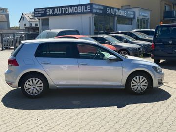 Volkswagen Golf - 5