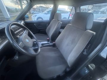 BMW 318 - 11