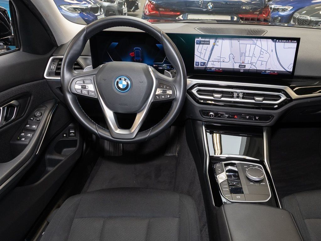 BMW 320 - Bild 8