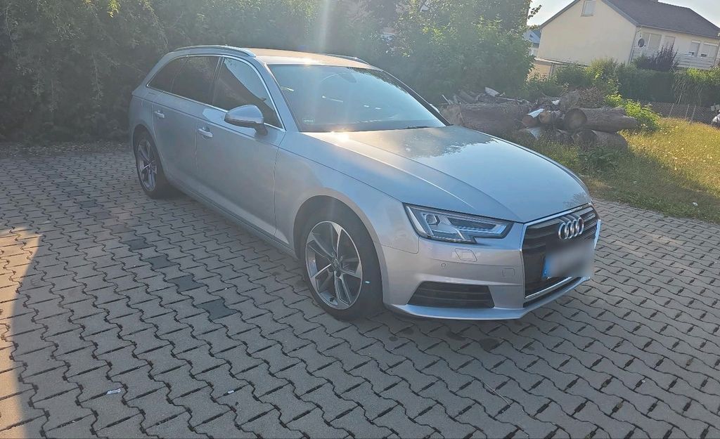 Image of Audi A4