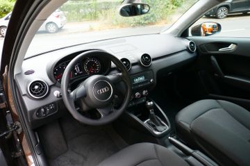 Fahrzeugabbildung Audi A1 attraction #Automatik #Tüv Neu #2.Hand