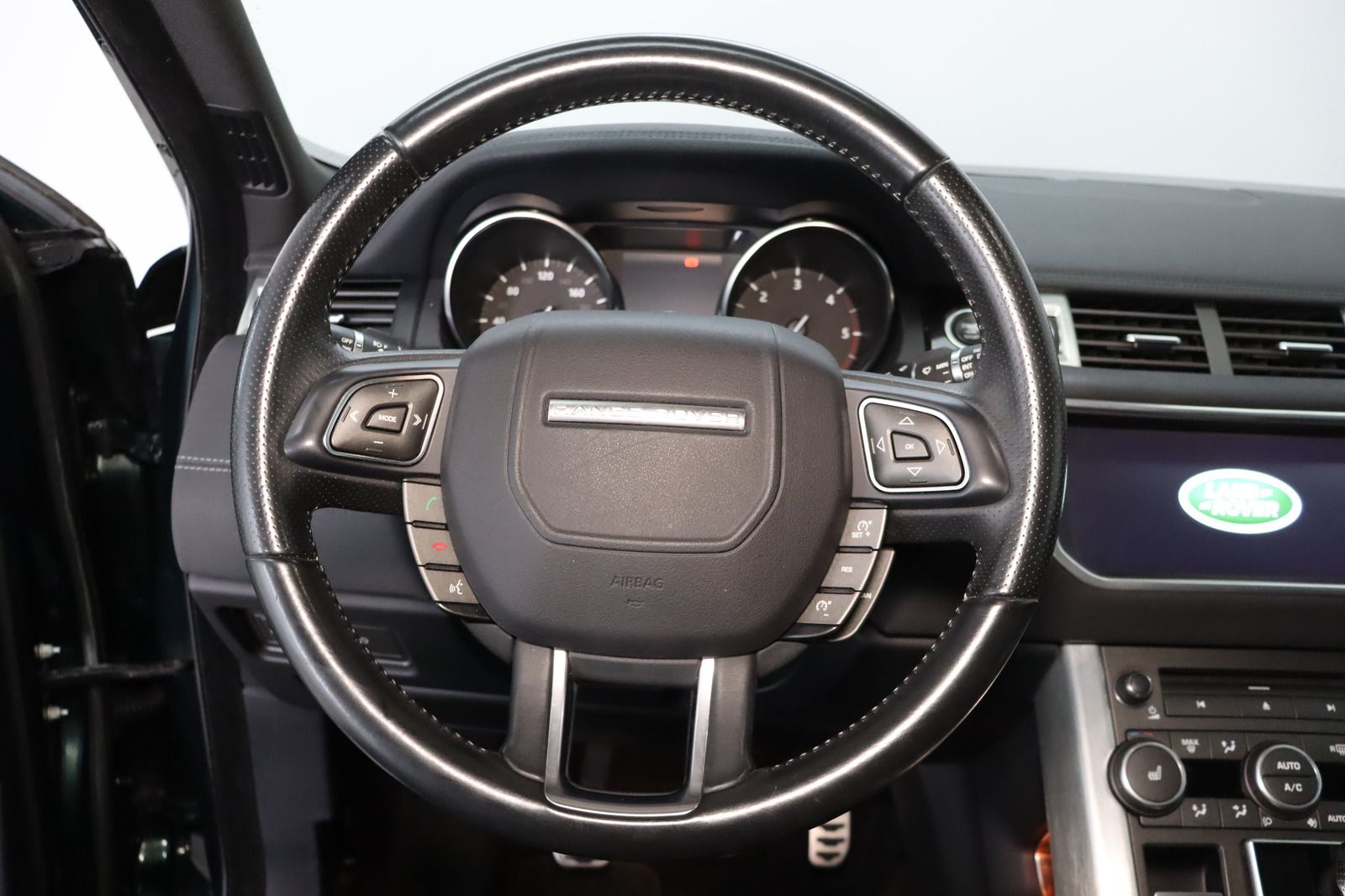 Fahrzeugabbildung Land Rover Range Rover Evoque 2.0 i4D HSE Dynamic