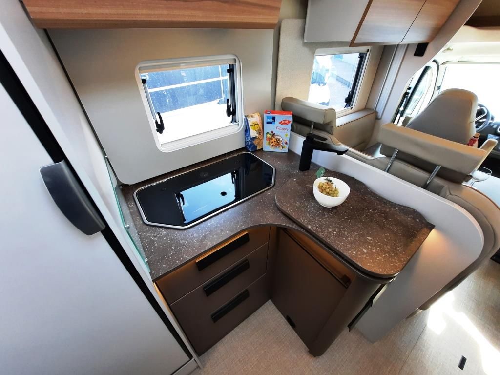 Fahrzeugabbildung Bürstner B66 690 TD Verfüg./SAT/Markise/Rüfa