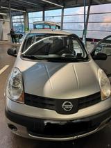 Nissan Messen Note e11 - Nissan Note E11 mit Benzin-Antrieb