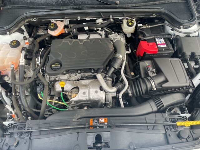 Fahrzeugabbildung Ford Focus 1.5 EcoBlue Lim. Cool & Connect Autom. Nav