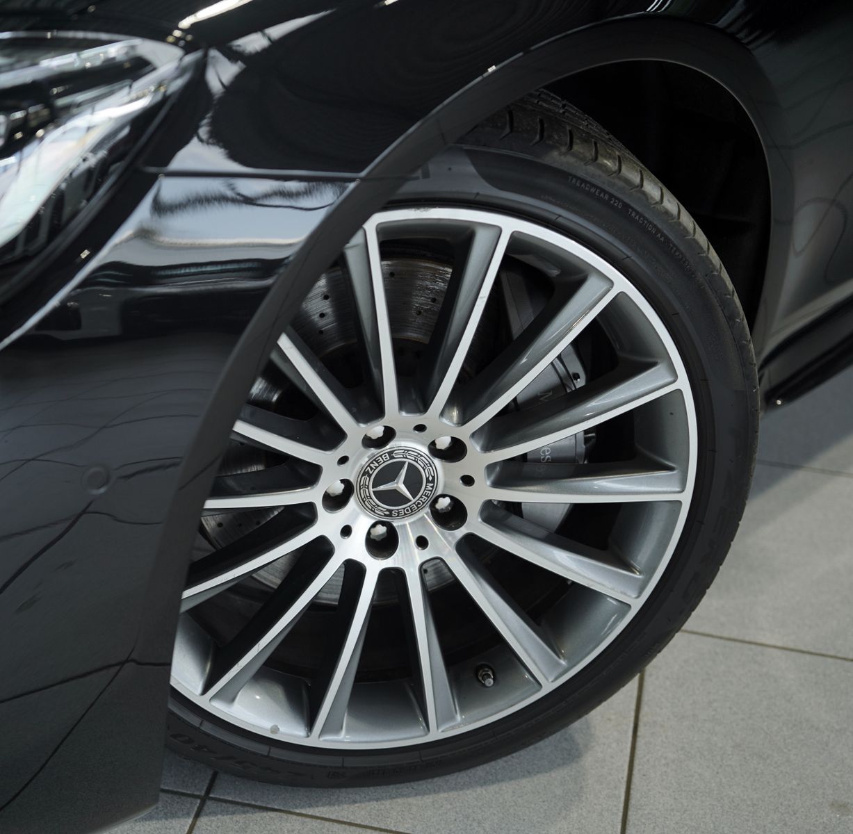 Mercedes Benz S 560