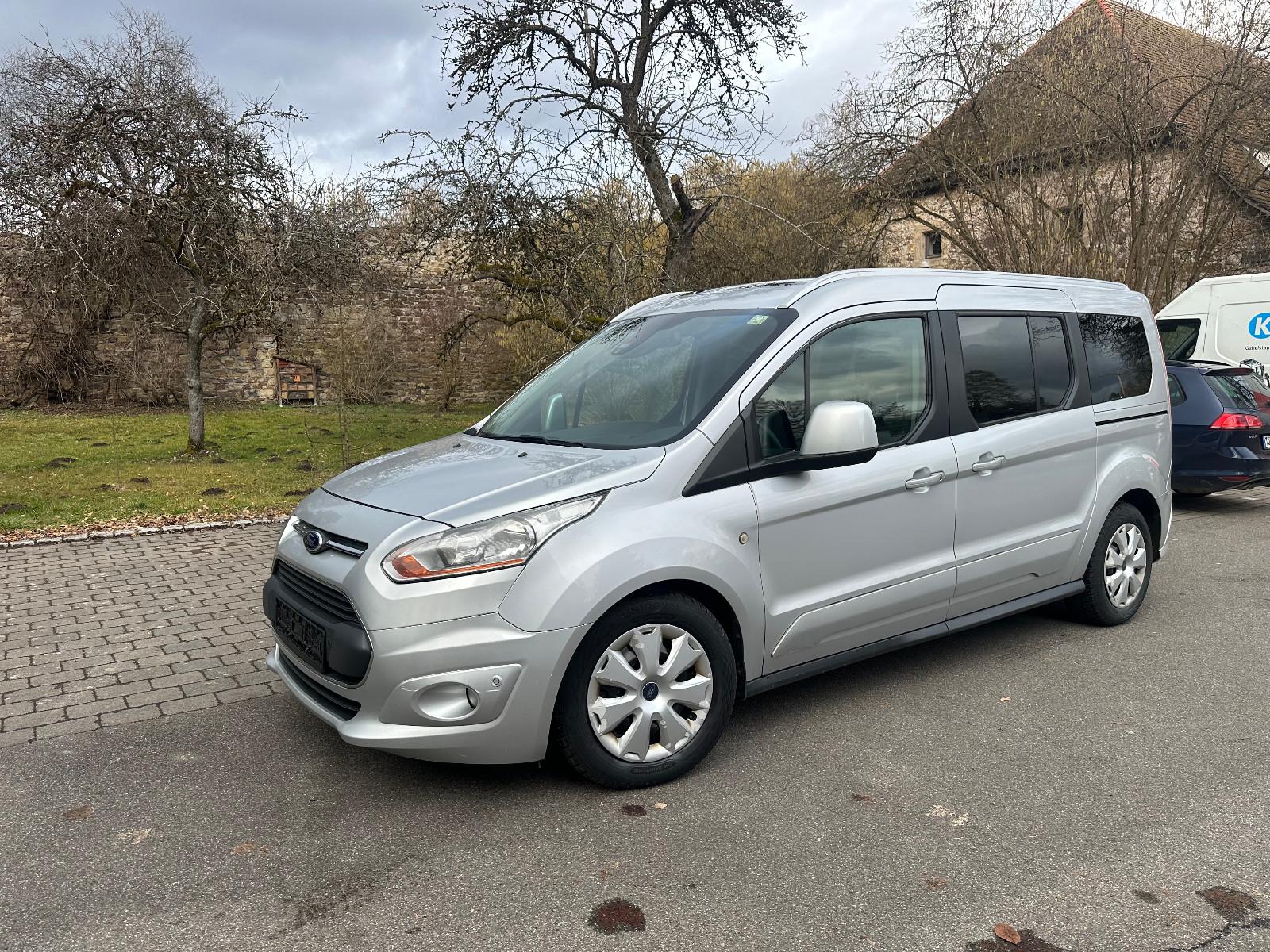 Ford Grand Tourneo Connect Titanium