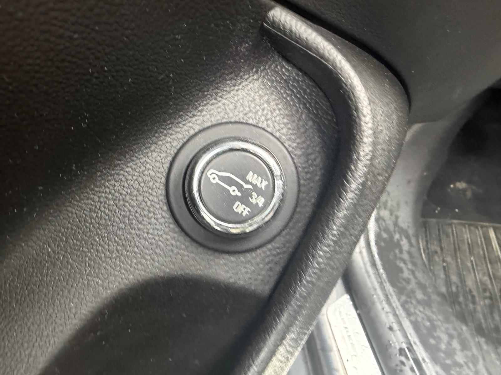 Opel Insignia 2012 — photo 8