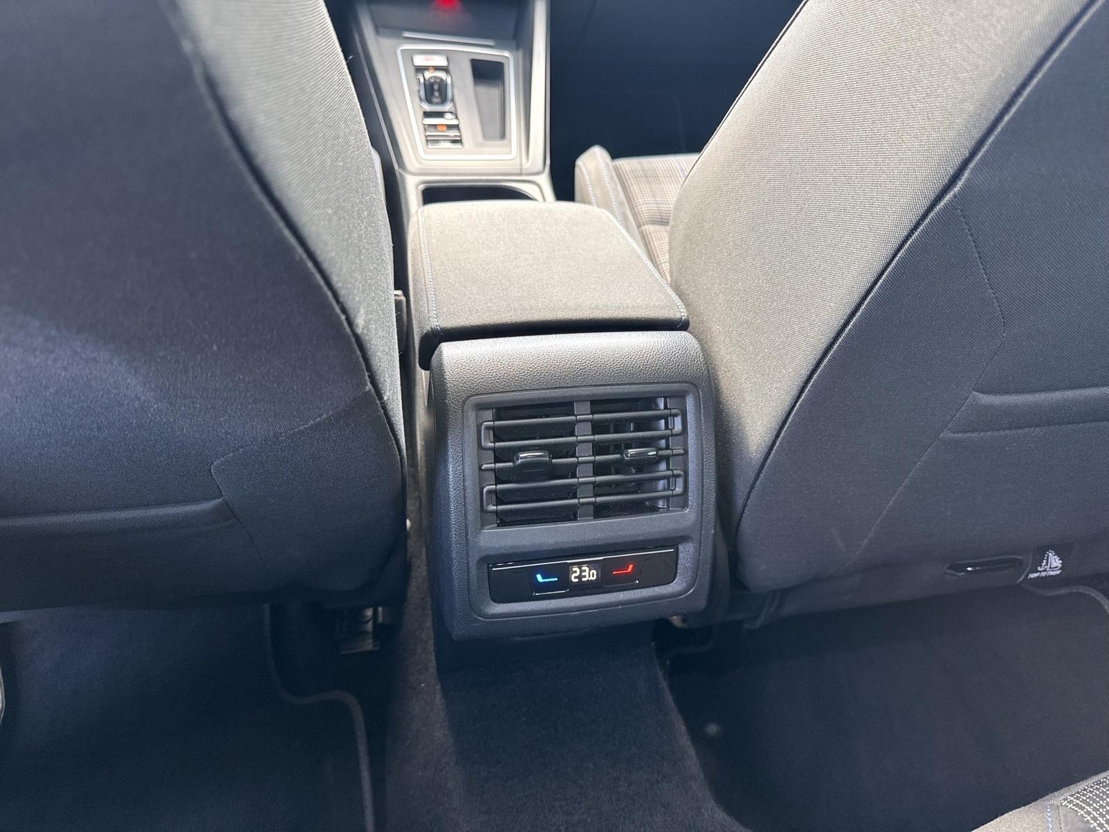 Volkswagen Golf VIII 1.4 TSI eHybrid DSG CarPlay AHK Pano, миниатюра 13