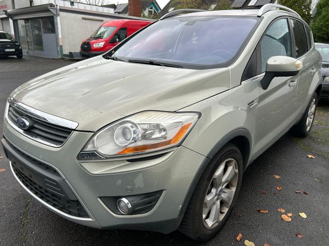 Ford Kuga 2,0 TDCi 4x4 Titanium /2.Hand/Tüv 26/Panno