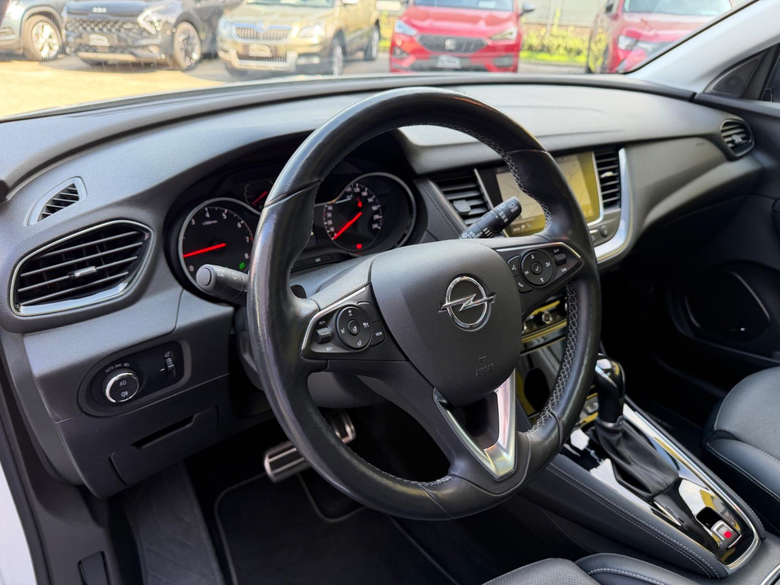 Opel Grandland (X)/ULTIMATE/LED/PANO/KAMERA/NAVI