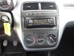 Fahrzeugabbildung Grande Punto 1.4 8V Active 1 Hand el.SP Privacyv