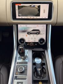 Land-Rover Range Rover Sport - 11