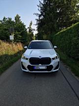 BMW iX1 xDrive30 M Sport - nahezu Vollausstattung - BMW iX1 von privat