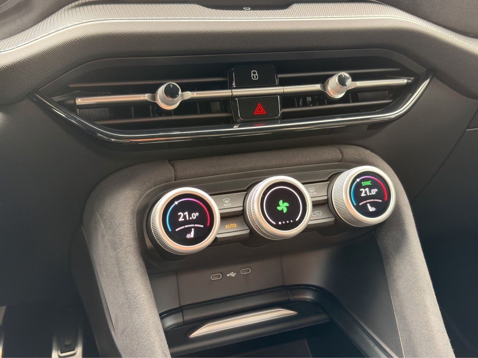 Fahrzeugabbildung SKODA Kodiaq 1.5 TSI DSG*Sportline*7-Sitzer*ViCo*SHZ*