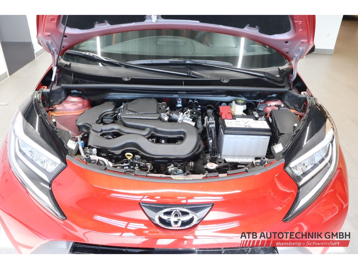 Fahrzeugabbildung Toyota Aygo X Air Team D 1,0-l-VVT-i Faltdach Apple Car
