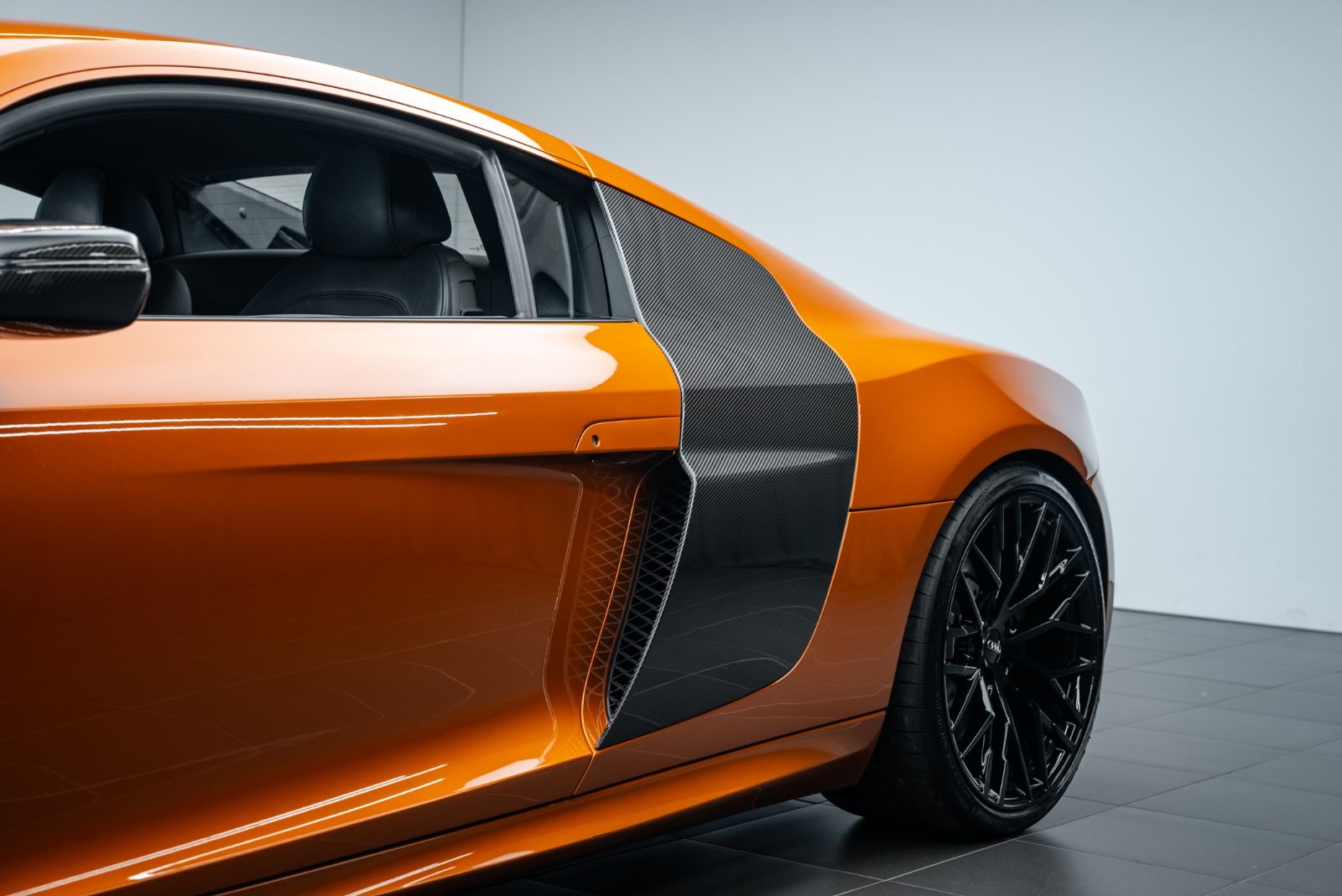 Fahrzeugabbildung Audi R8 Coupé HANDSCHALTUNG/B&O/CAM
