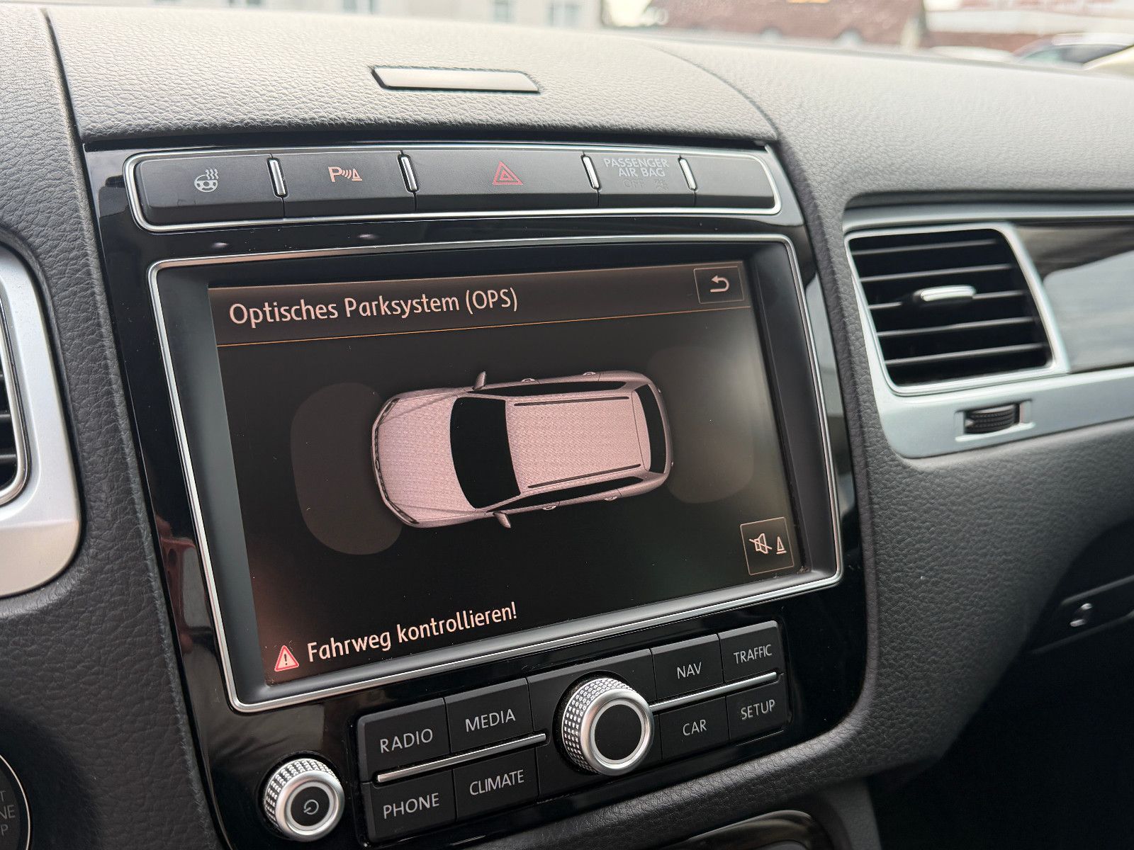 Fahrzeugabbildung Volkswagen Touareg V6 TDI BMT/Terrain Tech 4Mot/NAVI/LEDER