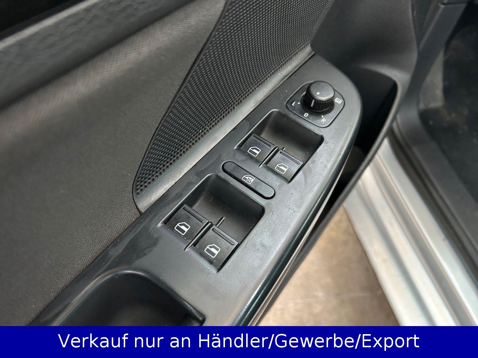 Volkswagen Golf 2011 — photo 16