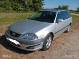 Toyota Avensis - gebrauchte Toyota Avensis aus dem Jahr 2001