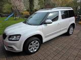 Skoda Yeti 2.0 TDI 4x4 L&K - Skoda Yeti: Leder, mit Navigationssystem