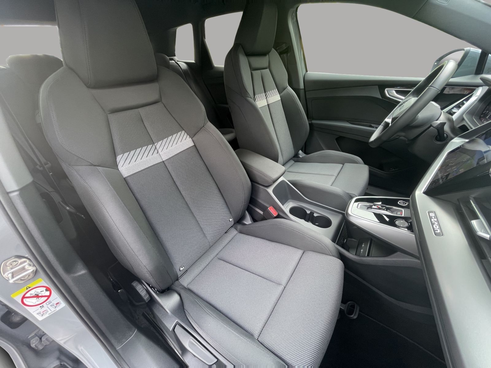 Audi Q4 e-tron - Bild 19