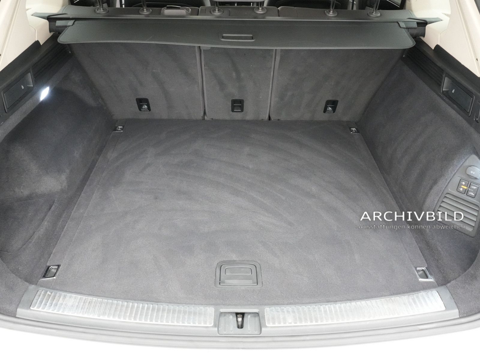 Volkswagen Touareg - Bild 13