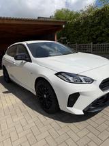 BMW M135 xDrive - 700km - Neuwagenzustand - BMW: 700