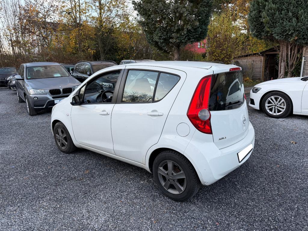 Opel Agila