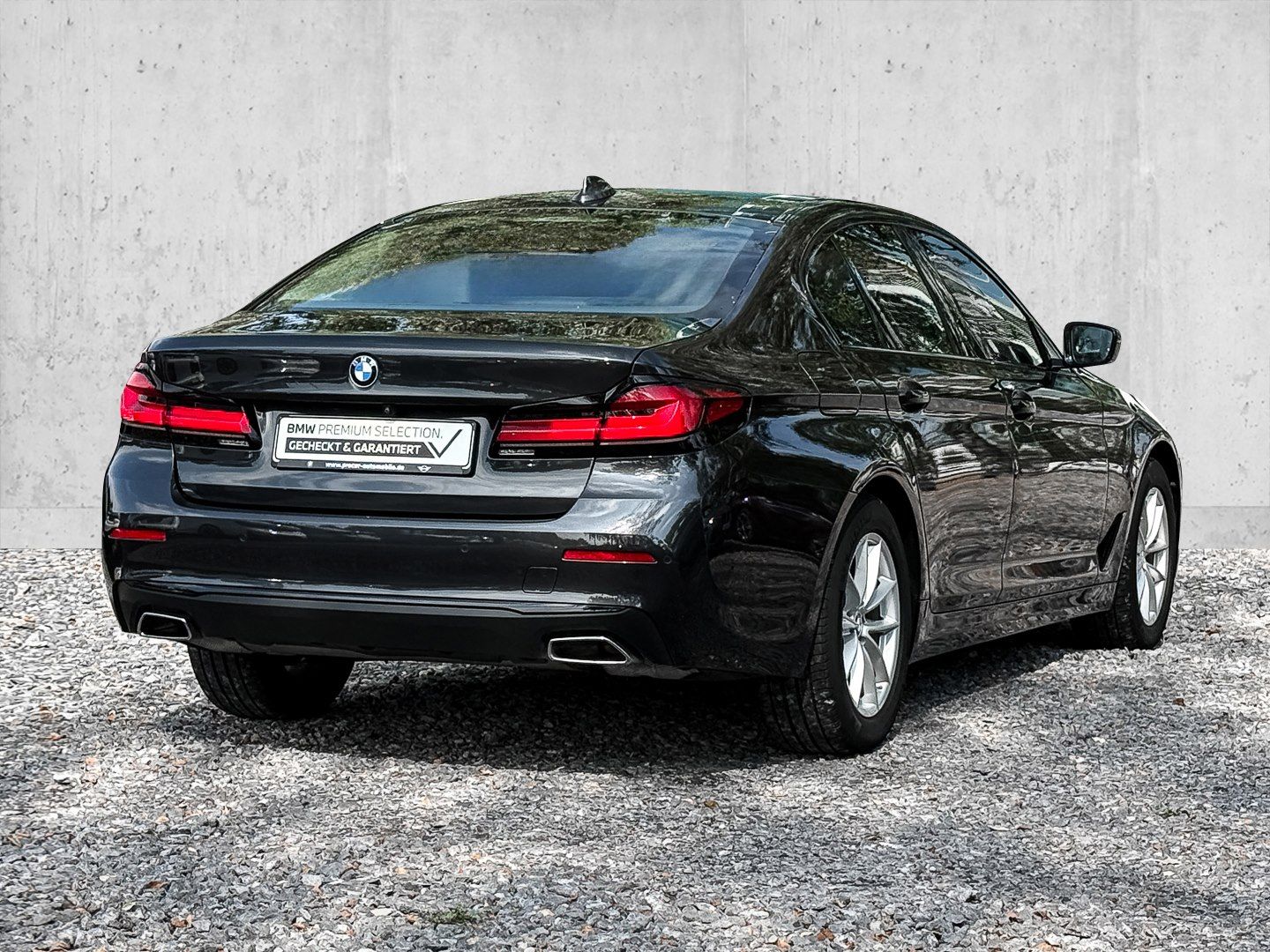 BMW 540i xDrive Limousine RFK NAVI Standh. LED DAB foto 2