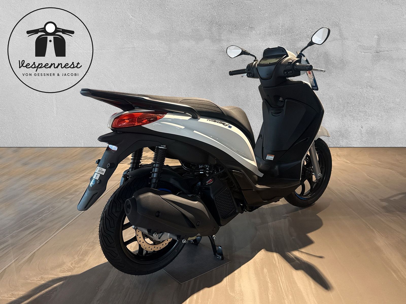 Fahrzeugabbildung Piaggio Medley 125 Sport White