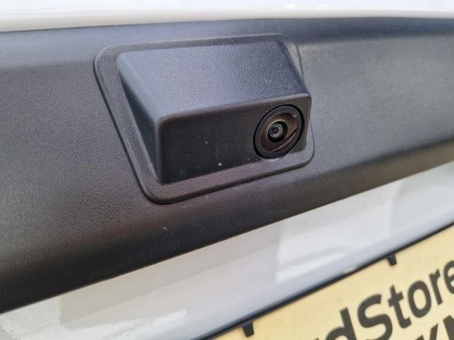 Fahrzeugabbildung Ford Transit Custom Kasten L1 Kamera AHK Kamera PDC