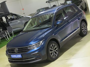 Volkswagen Tiguan - 2