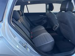 SKODA Combi 2.0 TSI 265PS AHK PANO Matrix Head up