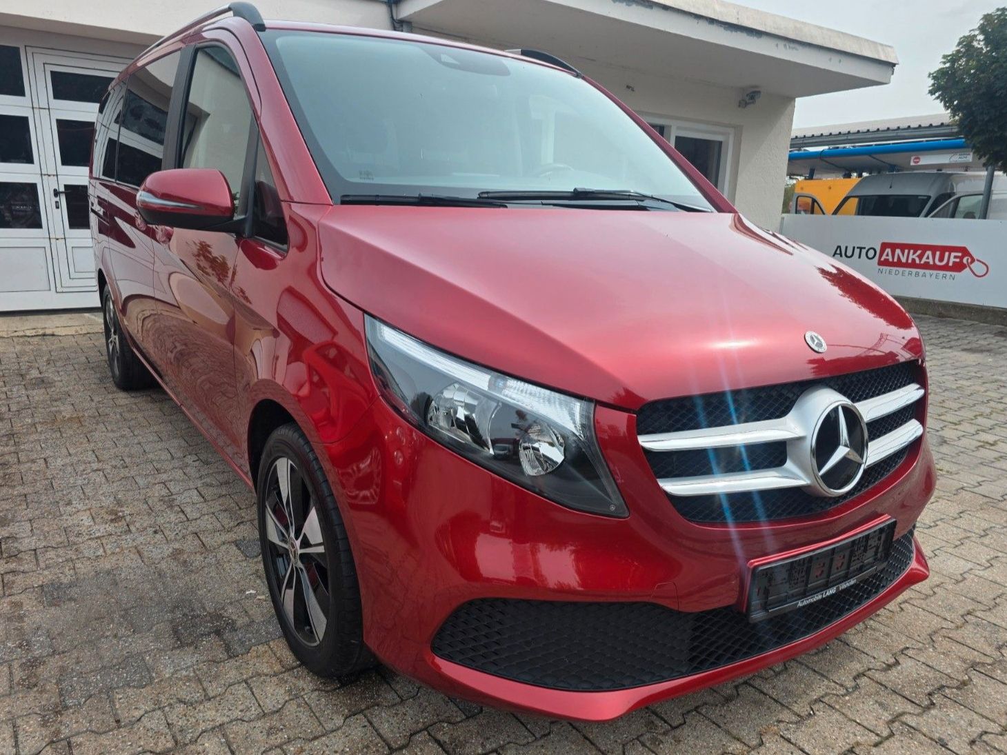 Mercedes-Benz V220 d EDITION lang 8-Sitzer foto 3