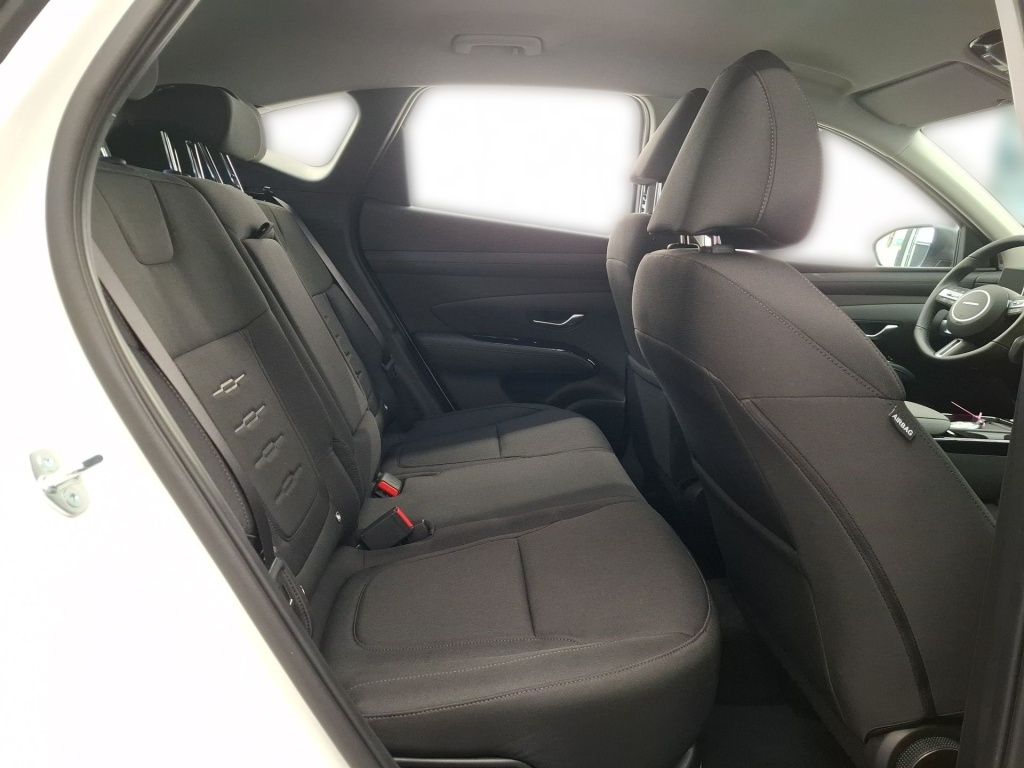 Fahrzeugabbildung Hyundai TUCSON HEV 1.6 T-GDi 2WD 6-AT Select 2xKlima ACC