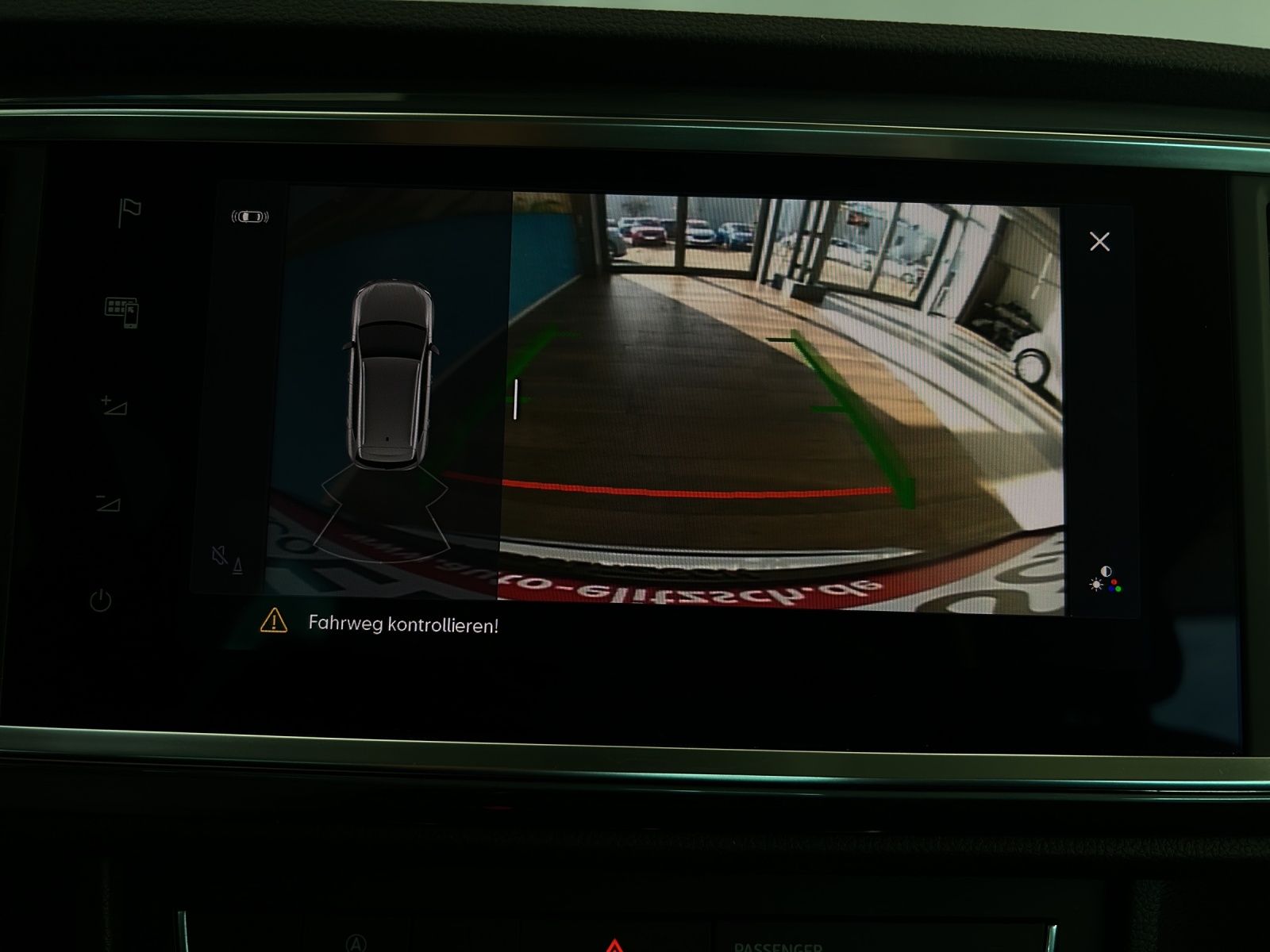 Fahrzeugabbildung SEAT Ateca TSI Style LED Navi GRA RFK SH