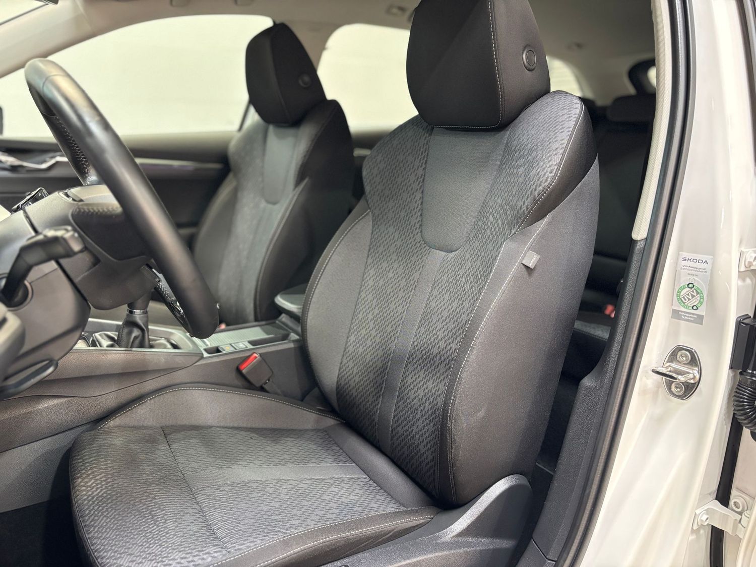 Fahrzeugabbildung SKODA Octavia 1.5 TSI Style#Virtual#Kamera#Spur#HeadUp