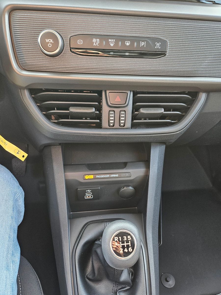 Fahrzeugabbildung Ford Transit Courier Trend