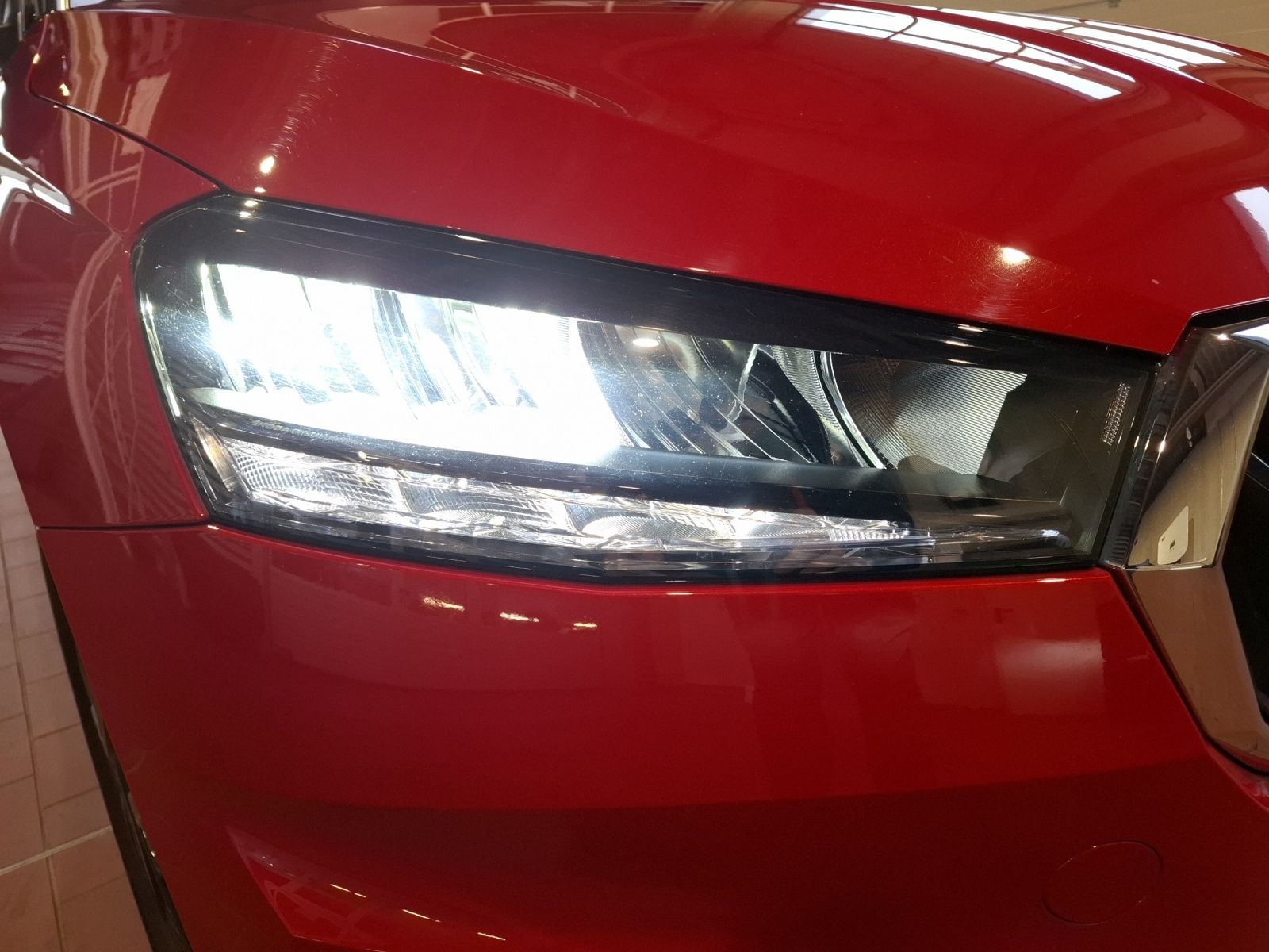 Fahrzeugabbildung SKODA Fabia TSI Ambition LED APP AID GRA SHZ LM