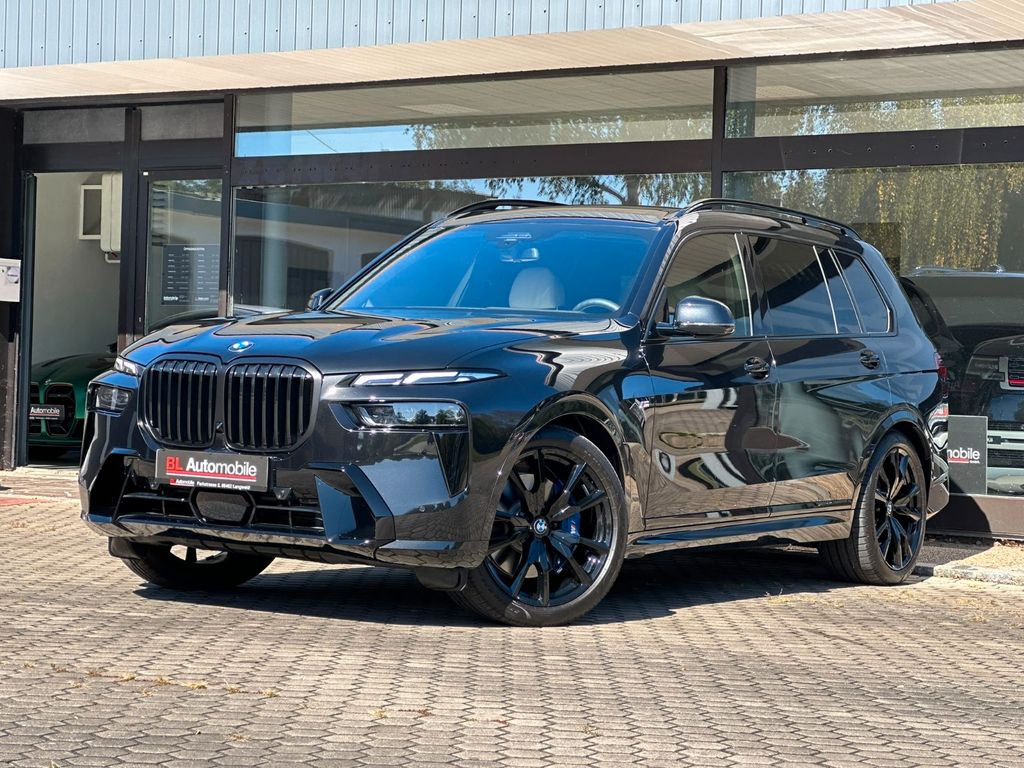 Image of BMW X7