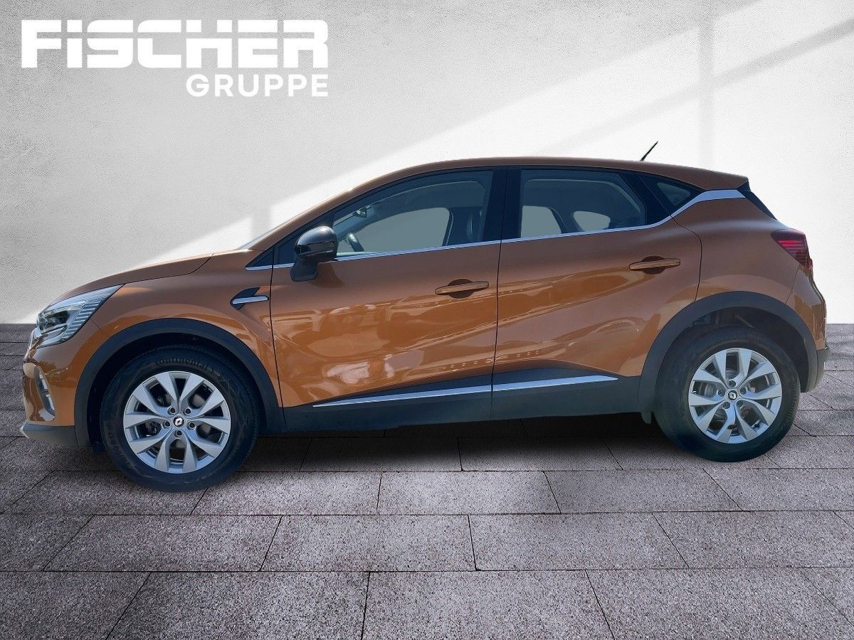 Fahrzeugabbildung Renault Captur INTENS TCe 90 - mit KI generiert/bearbeitet