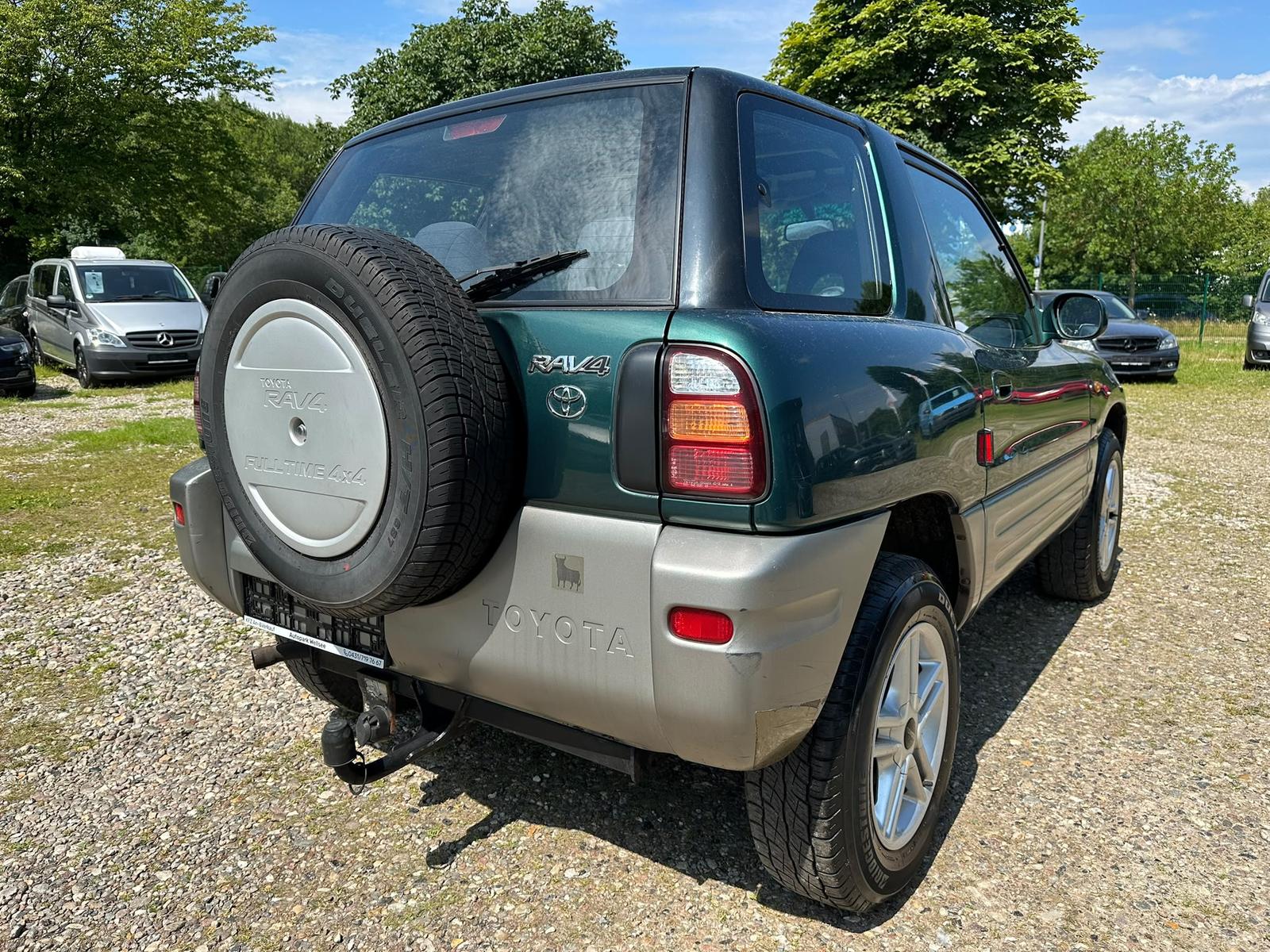 Toyota RAV4 Automatik 4x4* AHK* Klima* 