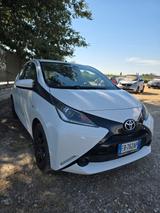 Toyota Aygo 1.0 VVT-i 69 CV 5 porte x-clusiv - Toyota Aygo (X): Clusiv