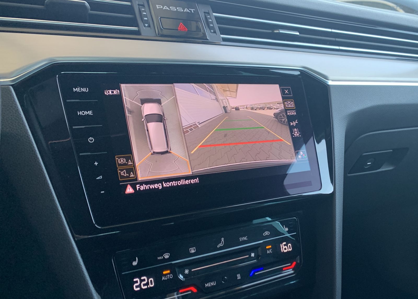 Fahrzeugabbildung Volkswagen Passat Alltrack 2.0 TDI*4Motion*Leder*AHK*Pano*