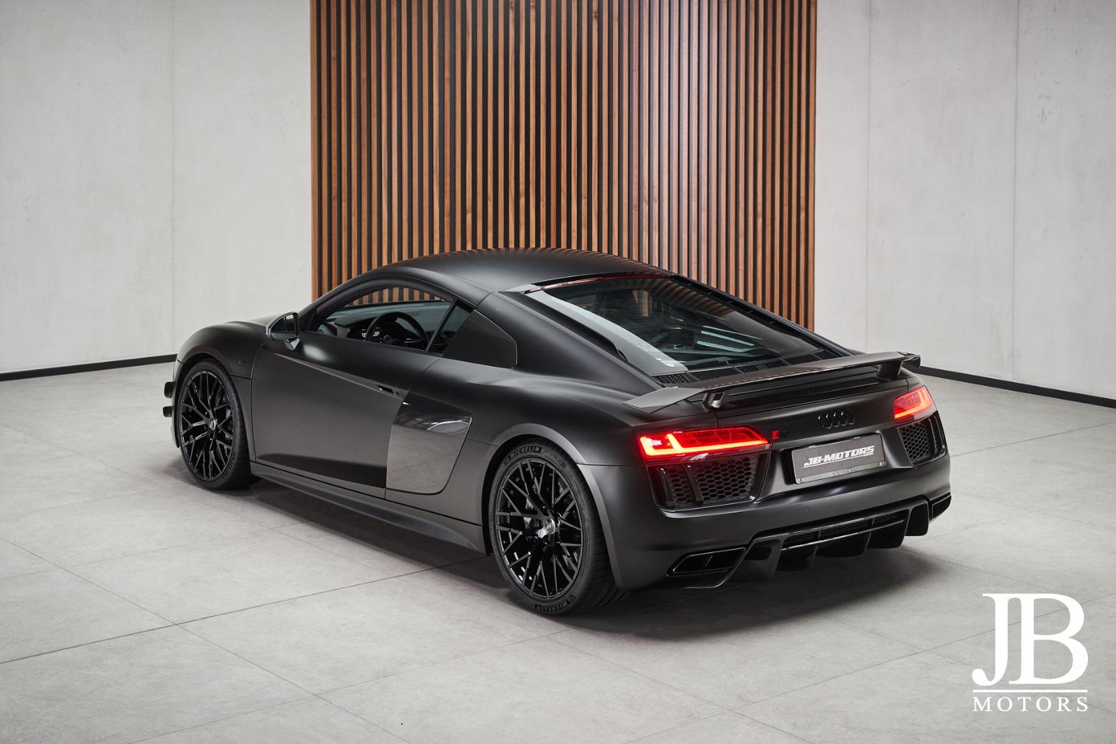 Audi R8 V10+ B&O Carbon Magnetic Ride Kamera LED