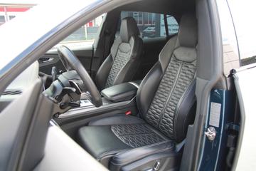 2019 AUDI RSQ8 — миниатюра 23