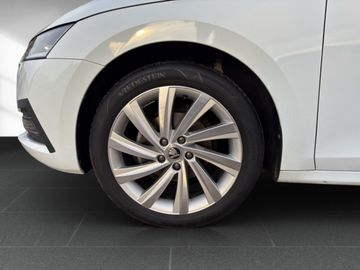 Skoda Octavia IV 1.5 TSI Style *ACC*HUD*NAV*SHZ* NAVI