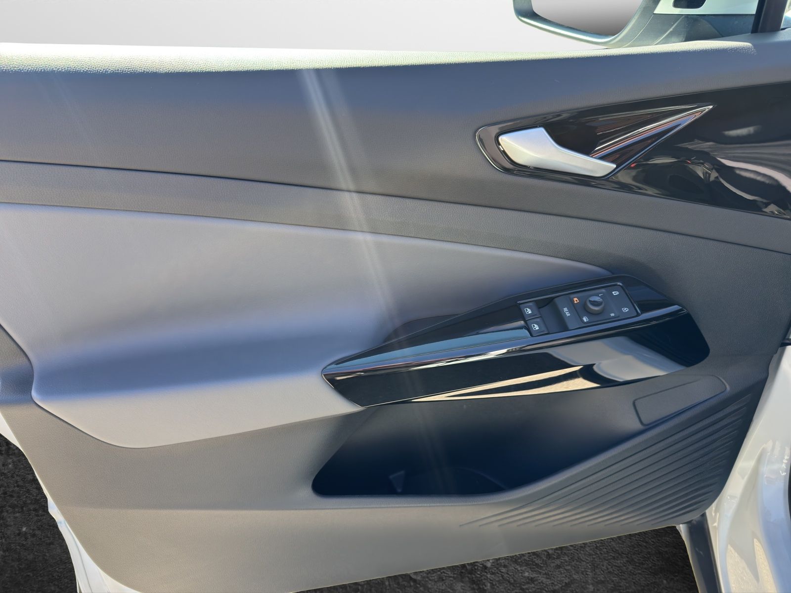 Volkswagen ID.5 Pro mit Infotainment-Paket HeadUp Standhei foto 7