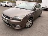 Ford Focus Cabrio Titanium/LEDER/NAVI/8xALU - Ford Focus: Cabrio